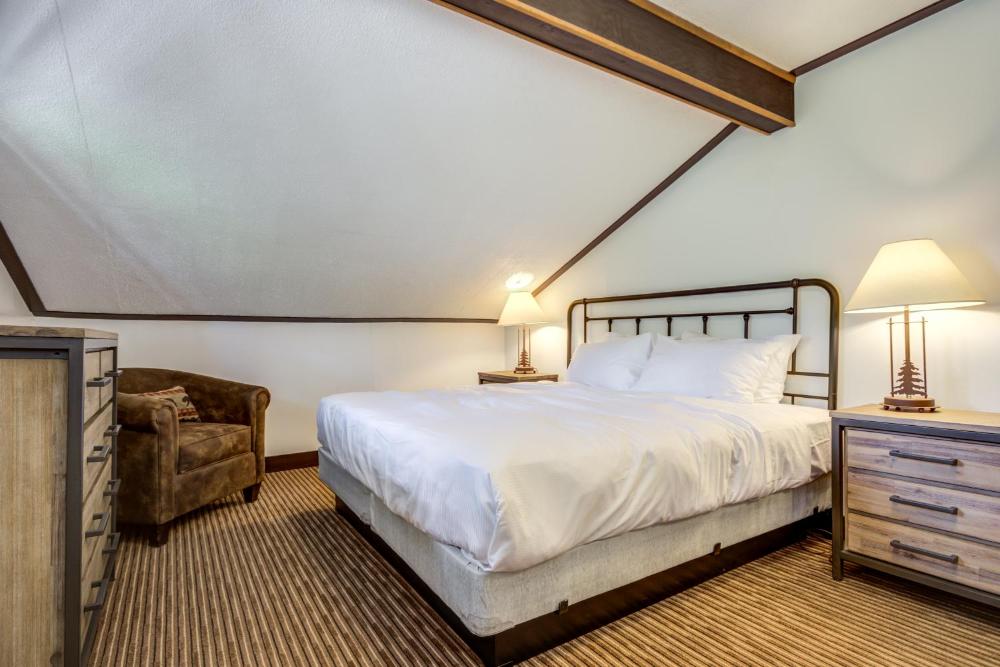Elk Lodge interior